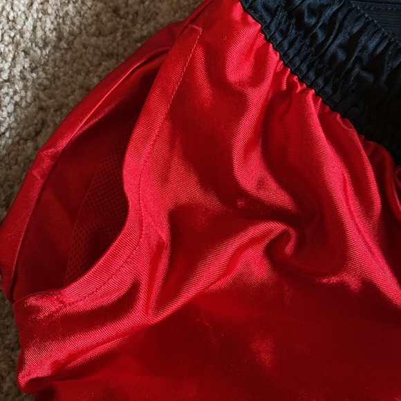 Nike Dri Fit Shorts size large - Picture 4 of 7